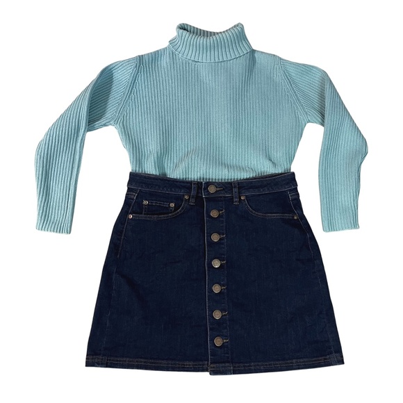 LOFT | Denim Button Up Skirt | Size 6 - Picture 7 of 7